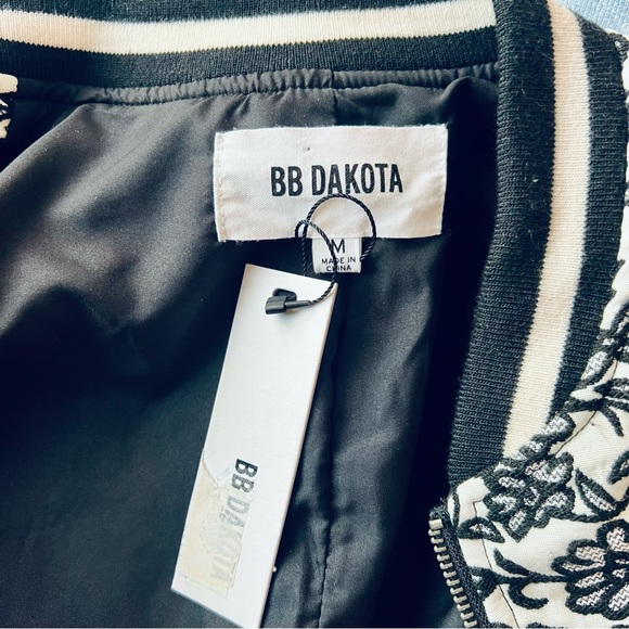 BB Dakota Floral Jacquard Addie Bomber Jacket - Picture 9 of 12